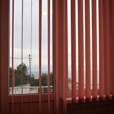 Guest House Vzgorye Gagra Bagian luar foto
