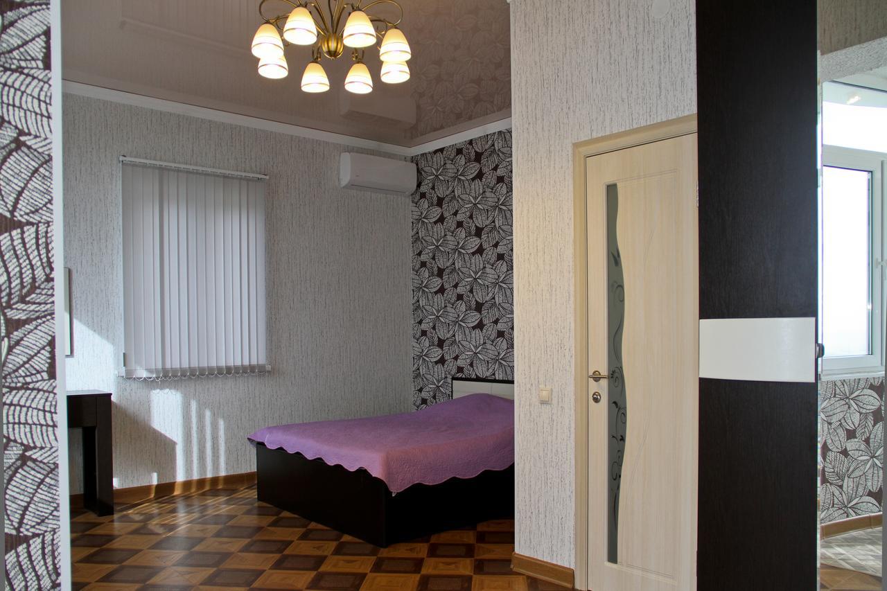 Guest House Vzgorye Gagra Bagian luar foto