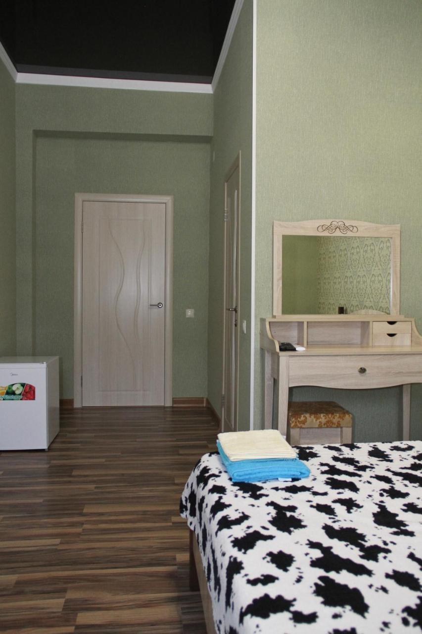 Guest House Vzgorye Gagra Bagian luar foto